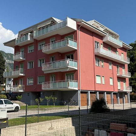 Casa Filippo Large 3 Room Apartment, Close To The Beach, Free Wifi Internet Riva del Garda Eksteriør billede