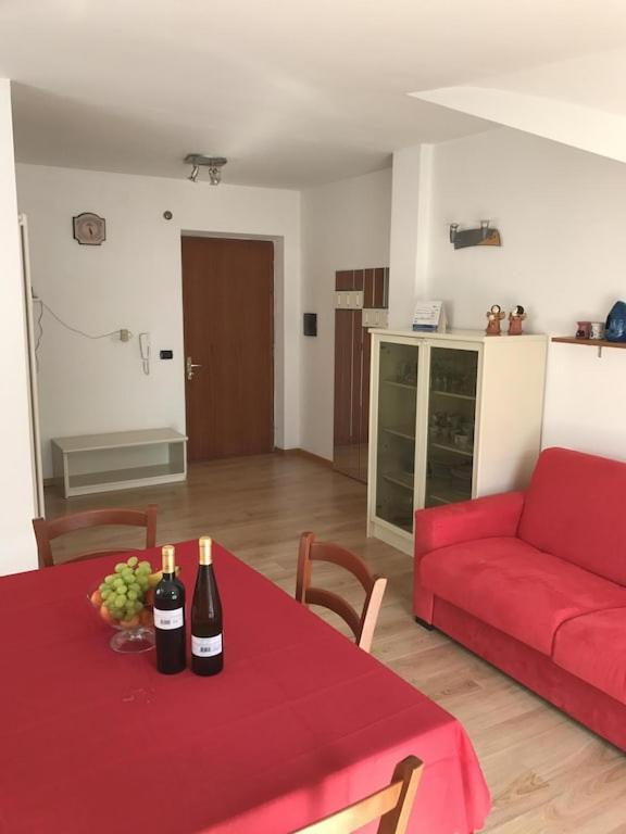 Casa Filippo Large 3 Room Apartment, Close To The Beach, Free Wifi Internet Riva del Garda Eksteriør billede